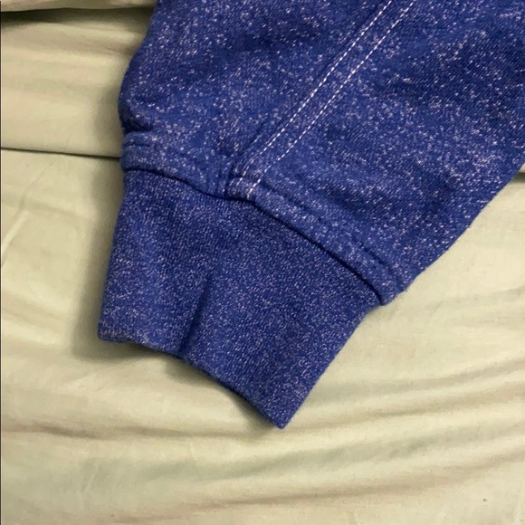 Giants Zip-Up!🏈🔵 - Picture 9 of 12